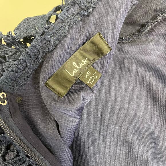 Lulus XS Backless Lace Mini Dress Cap Sleeve Bodycon‎ Lined Navy Blue Cocktail - Picture 6 of 10